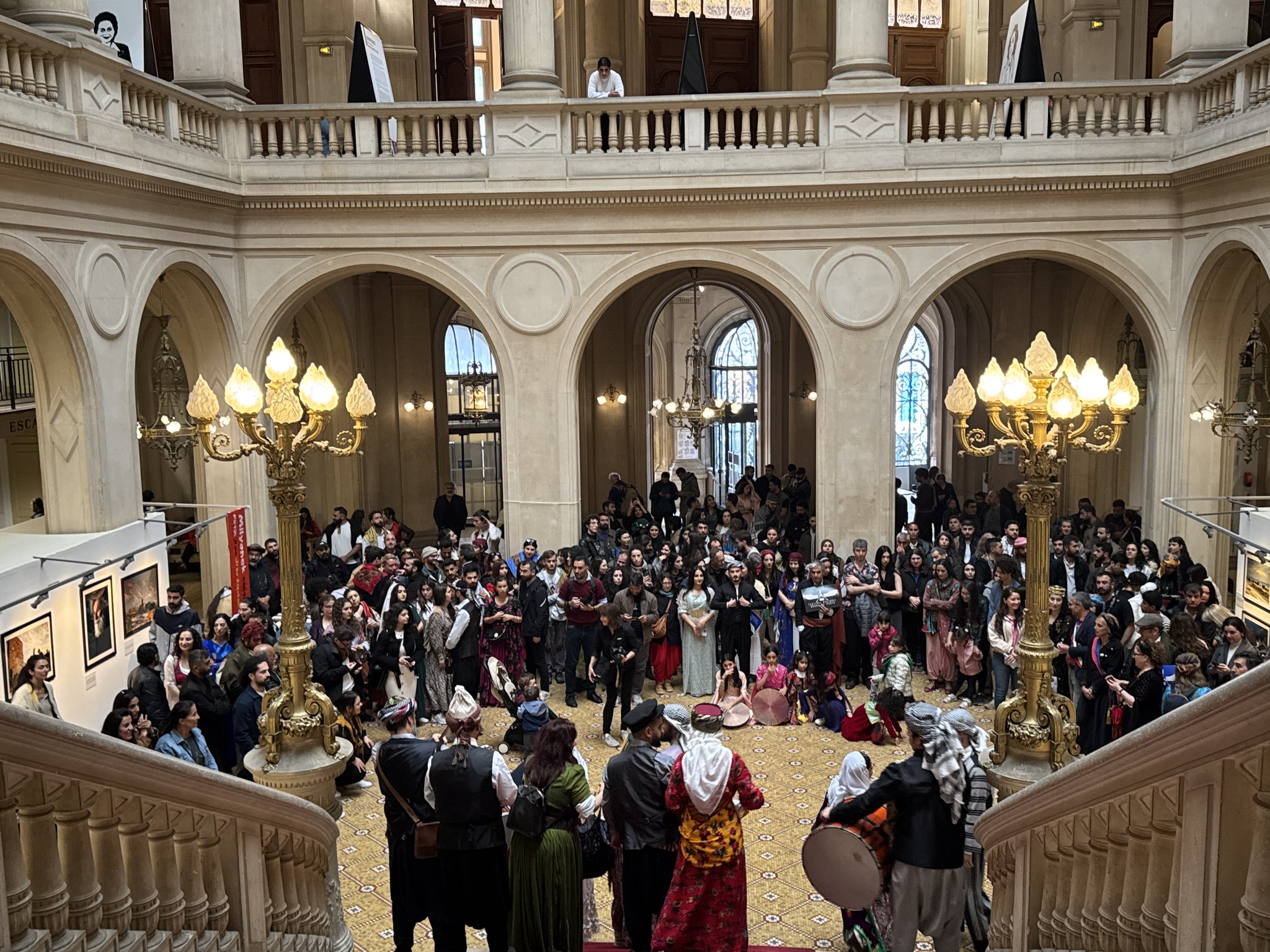 Accueil Rassemblement culturel kurde à Paris