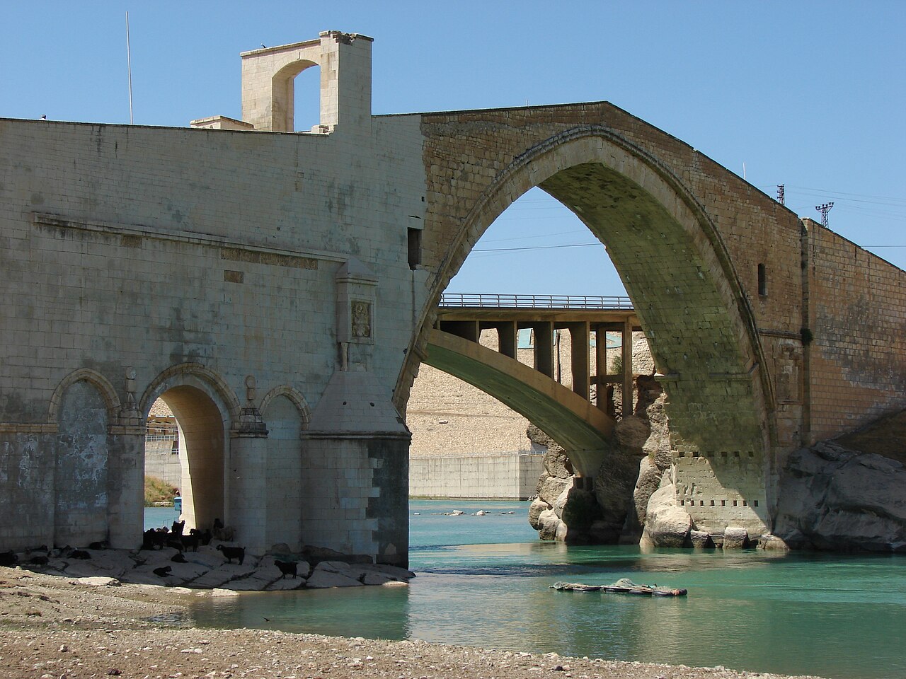 Pont historique de Malabadi